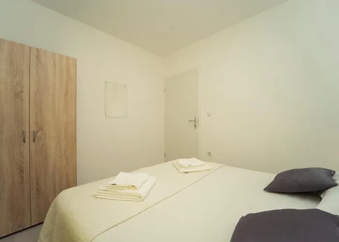 Svema וולה לוקה